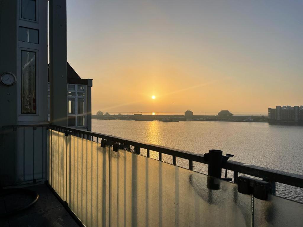 Ferienwohnung Mit Blick Aufs Meer In Wilhelmshaven Kültér fotó