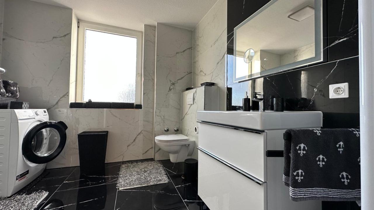 Ferienwohnung Mit Blick Aufs Meer In Wilhelmshaven Kültér fotó